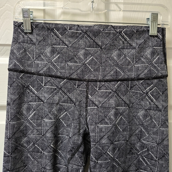 Lululemon Wunder Under Hi-Rise 7/8 Tight (Full-On Luxtreme 25") White Black - Picture 3 of 6